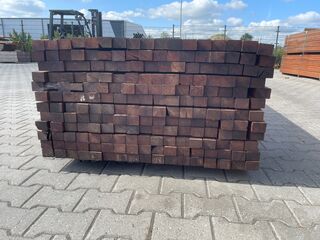 Ca. 102x Hardhouten Regels Geschaafd, 42x57mm, lengte 395cm